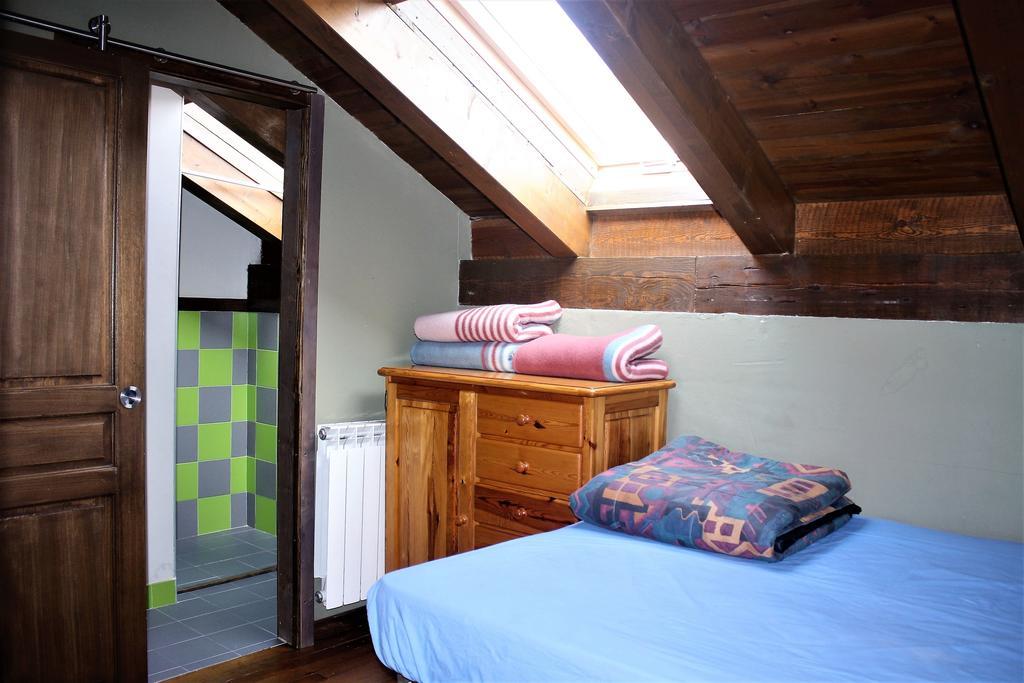 Albergue A'Noguera Castiello de Jaca Bagian luar foto